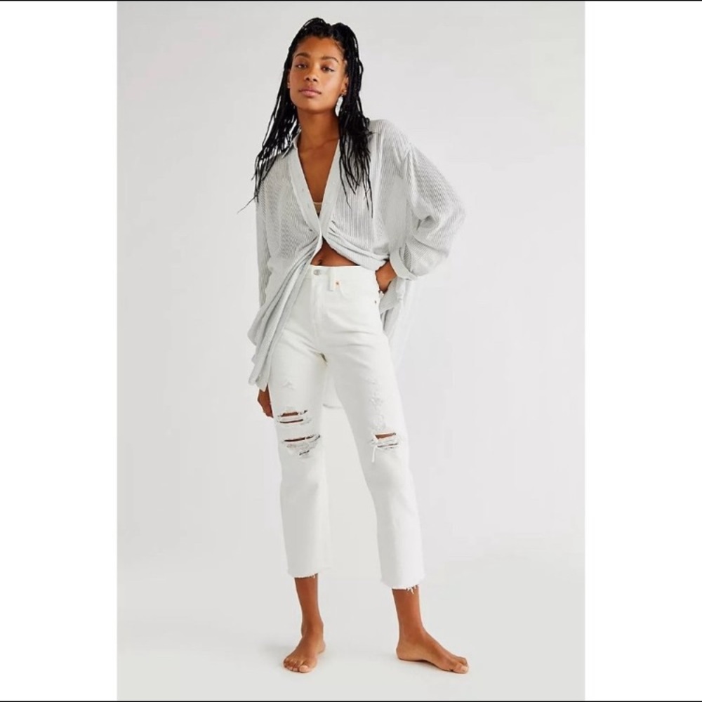 Levi Wedgie Straight White Distressed Denim High-Rise Cropped Jeans - Picture 3 of 16